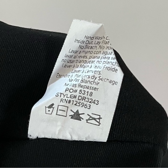 Beyond Yoga Drip Dot High Waisted Midi Leggings Black Gold Metallic Size Small - Picture 11 of 11